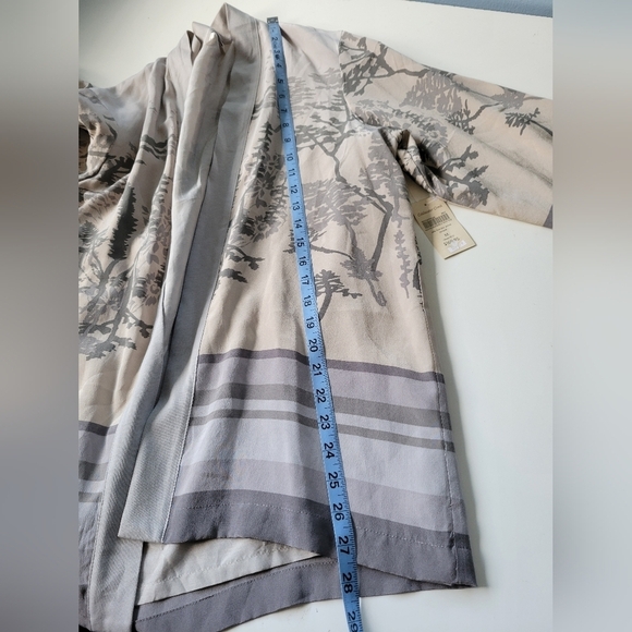 Coldwater Creek Silk Border Print Cardigan Jacket Beige NWT M - Picture 10 of 10